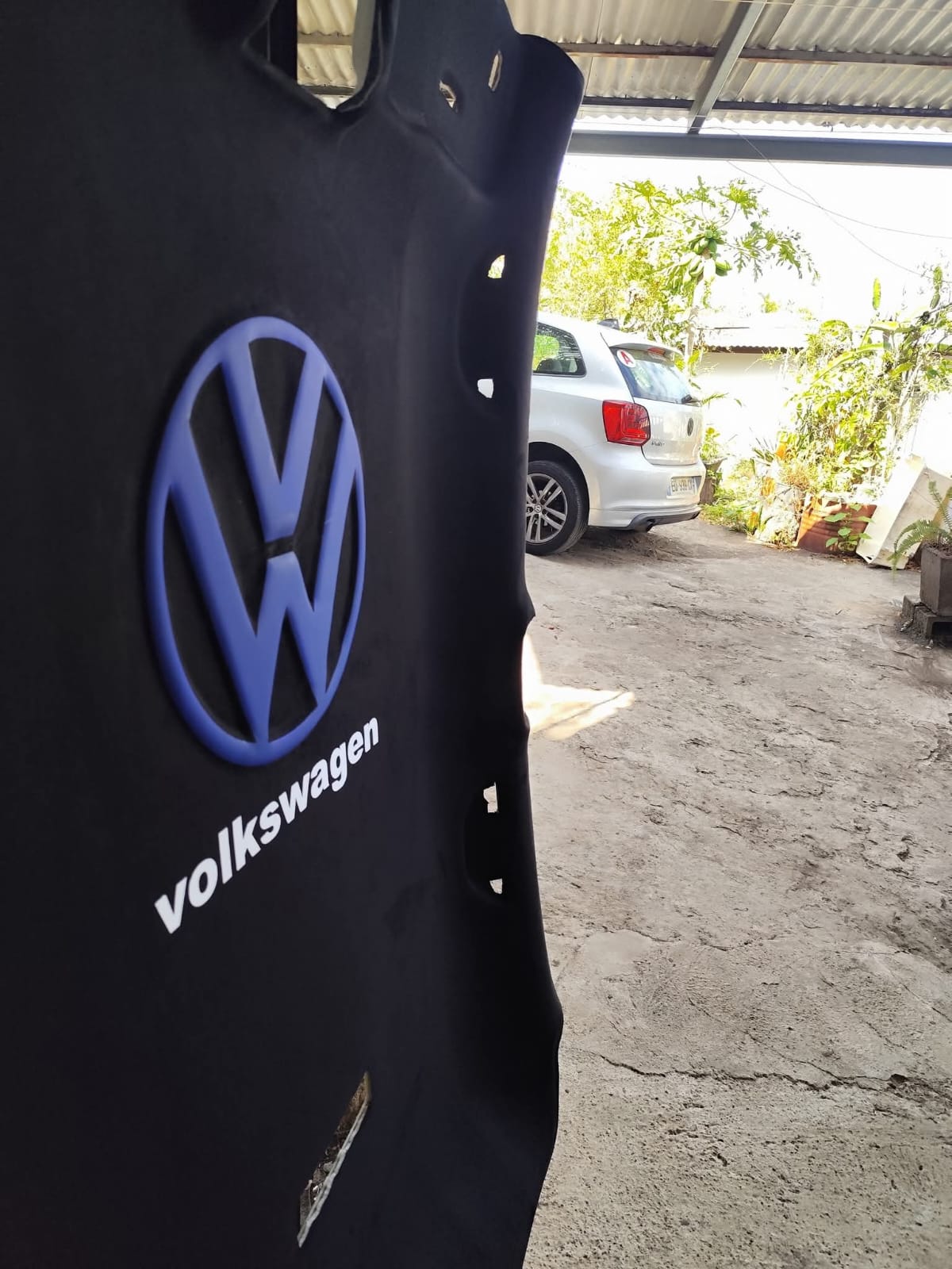 Intégration logo RS Performance sur ciel de toit